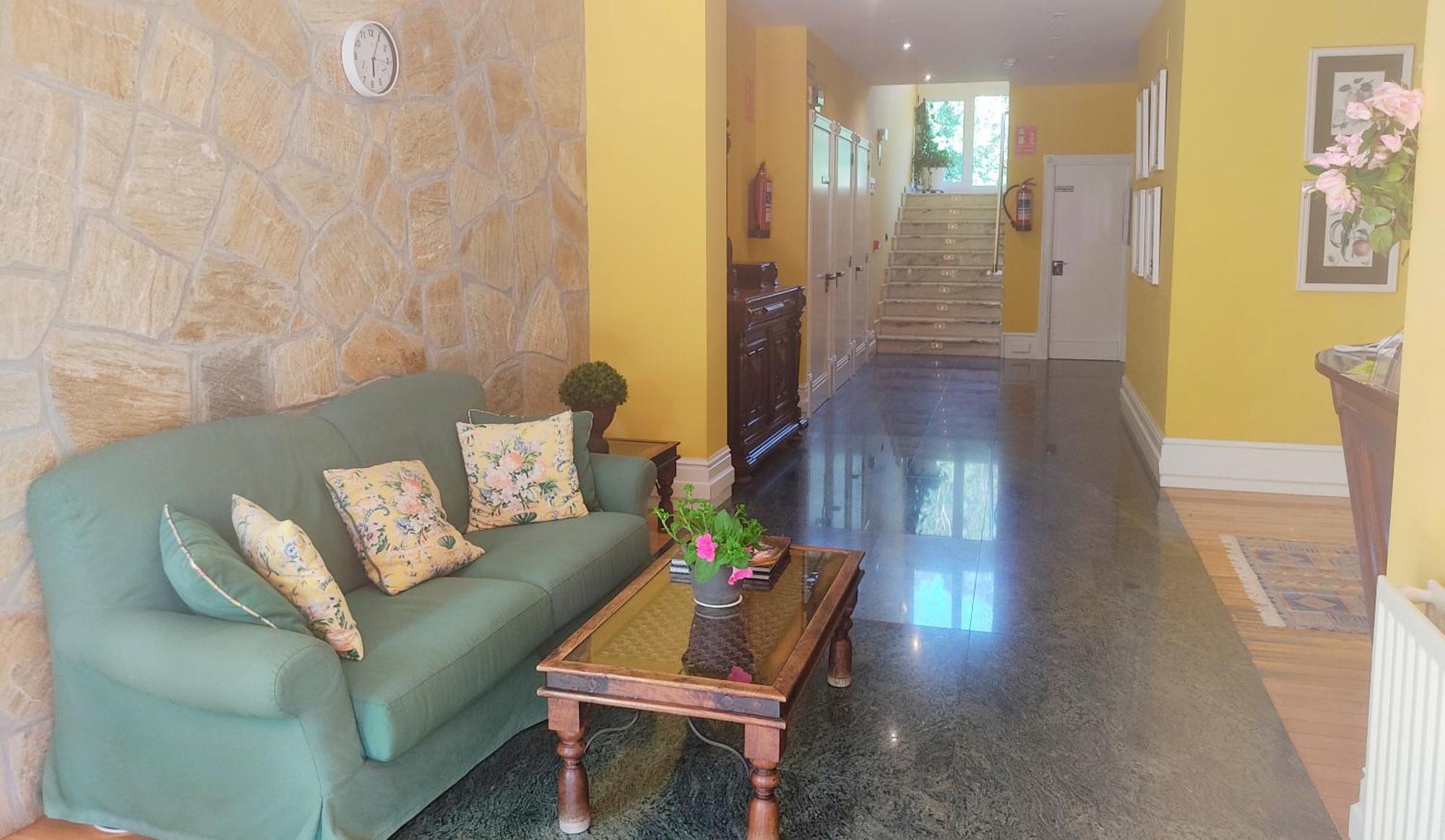 Hotel Suite Miono Castro Urdiales Exterior photo